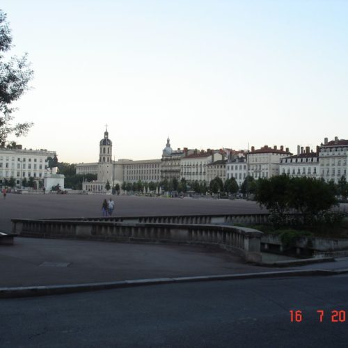 Place des Célestins